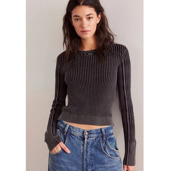 NWT Free People We The Free Between The Lines Rib Sweater Long Sleeve in Black - Picture 1 of 10